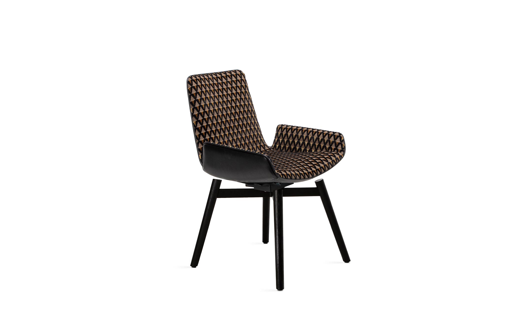 freifrau_2025_Amelie_Armchair-Low_3-2-1_WD002_Amuleto-010_Adora-Ebony_front Platzhalter